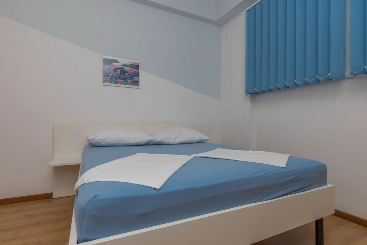Apartman Lux1 Selce Exteriör bild